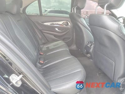 Zdjęcie 10 z 11 samochodu: 2018 MERCEDES-BENZ E 300 VIN:WDDZF4JB9JA375738 - miniatura