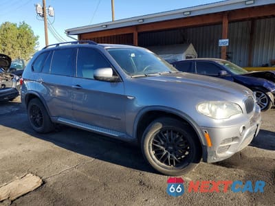 Czwarte zdjęcie samochodu z boku: 2011 BMW X5 XDRIVE35I VIN:5UXZV4C59BL411159 - miniatura