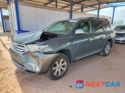 2013 TOYOTA HIGHLANDER SE 5TDBK3EH4DS265476 - główne zdjęcie licytacji z USA - miniatura