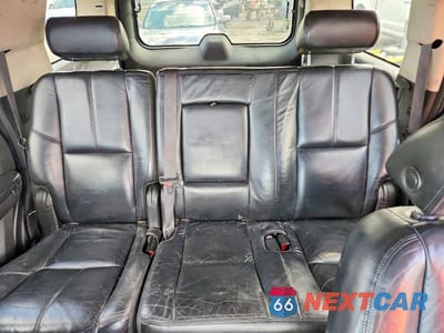 Zdjęcie 10 z 13 samochodu: 2008 GMC YUKON DENALI VIN:1GKFK63848J153676 - miniatura