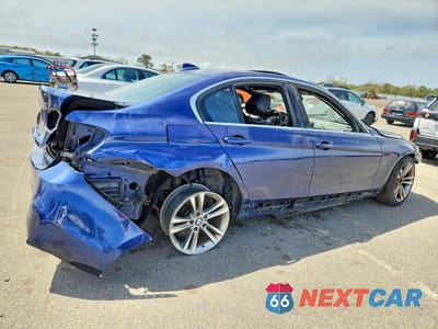 Trzecie zdjęcie samochodu z tyłu: 2016 BMW 340 XI VIN:WBA8B7C50GK703056 - miniatura