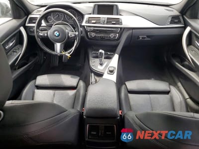 Zdjęcie 8 z 12 samochodu: 2016 BMW 320 I VIN:WBA8A9C58GK618643 - miniatura