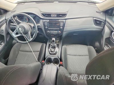 Zdjęcie 8 z 12 samochodu: 2018 NISSAN ROGUE S VIN:KNMAT2MT1JP565359 - miniatura