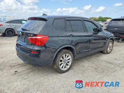 Trzecie zdjęcie samochodu z tyłu: 2011 BMW X3 XDRIVE35I VIN:5UXWX7C52BLL15131 - miniatura