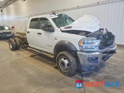 Czwarte zdjęcie samochodu z boku: 2024 RAM 5500 VIN:3C7WRNFL9RG254963 - miniatura