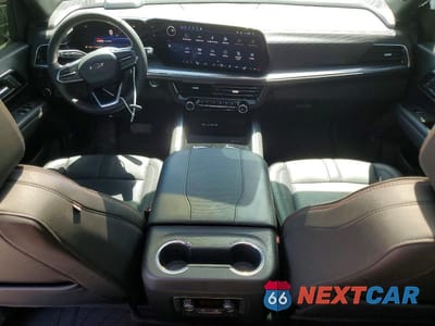 Zdjęcie 8 z 12 samochodu: 2025 CHEVROLET SUBURBAN K1500 RST VIN:1GNS6ERD0SR159827 - miniatura