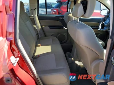 Zdjęcie 11 z 13 samochodu: 2011 JEEP COMPASS SPORT VIN:1J4NT1FB7BD151421 - miniatura
