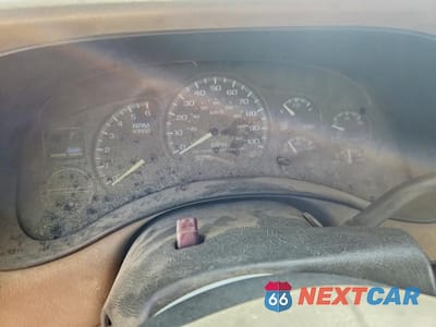 Zdjęcie 9 z 12 samochodu: 2000 CHEVROLET SILVERADO VIN:2GCEC19TXY1271891 - miniatura