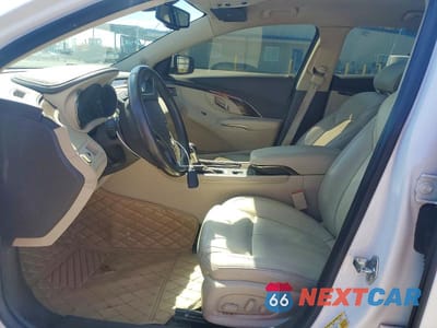 Zdjęcie 7 z 12 samochodu: 2016 BUICK LACROSSE VIN:1G4GB5G37GF224438 - miniatura