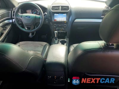 Zdjęcie 8 z 13 samochodu: 2017 FORD EXPLORER XLT VIN:1FM5K7D89HGA67249 - miniatura