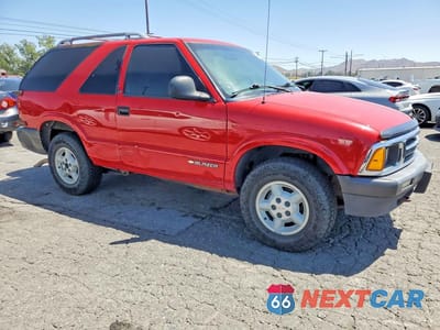 Czwarte zdjęcie samochodu z boku: 1995 CHEVROLET BLAZER VIN:1GNCT18W0S2173485 - miniatura