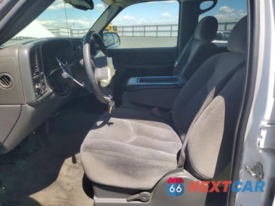 Zdjęcie 7 z 12 samochodu: 2005 GMC NEW SIERRA C1500 VIN:2GTEC13T251193725 - miniatura