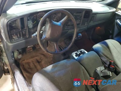 Zdjęcie 8 z 12 samochodu: 2000 CHEVROLET SILVERADO K1500 VIN:1GCEK14W2YZ262999 - miniatura