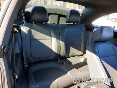 Zdjęcie 10 z 13 samochodu: 2016 VOLKSWAGEN BEETLE SE VIN:3VWJ17AT3GM614788 - miniatura