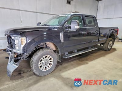 2019 FORD F350 SUPER DUTY 1FT8W3B63KEE42278 - główne zdjęcie licytacji z USA - miniatura
