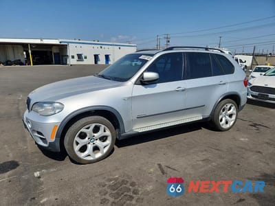 2013 BMW X5 XDRIVE35I 5UXZV4C59D0B10060 - główne zdjęcie licytacji z USA - miniatura