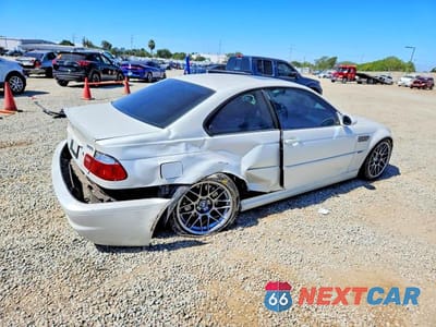 Trzecie zdjęcie samochodu z tyłu: 2003 BMW M3 VIN:WBSBL93403JR20477 - miniatura
