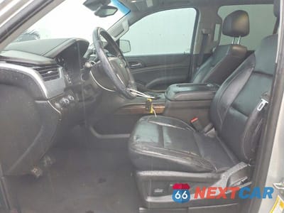 Zdjęcie 7 z 14 samochodu: 2019 CHEVROLET TAHOE K1500 LT VIN:1GNSKBKC0KR292437 - miniatura