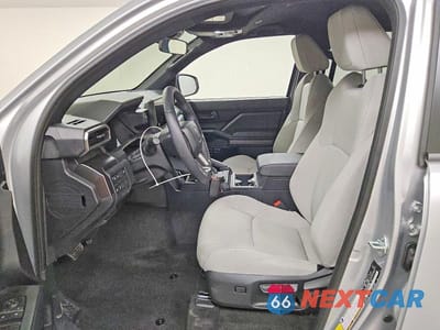 Zdjęcie 7 z 13 samochodu: 2026 TOYOTA 4RUNNER SR5 VIN:JTEVA5BR7T5094800 - miniatura