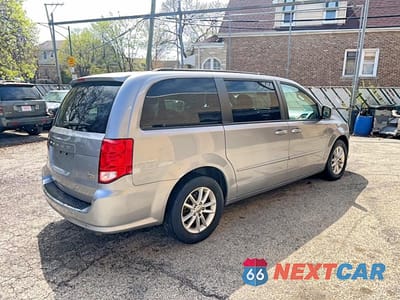 Czwarte zdjęcie samochodu z boku: 2016 DODGE GRAND CARAVAN SXT VIN:2C4RDGCG6GR333722 - miniatura