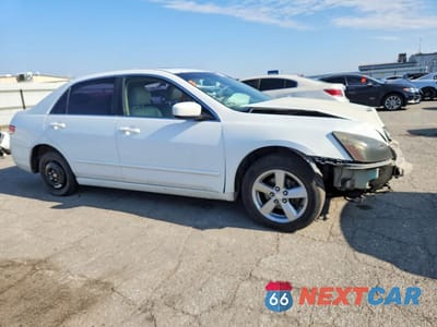 Czwarte zdjęcie samochodu z boku: 2003 HONDA ACCORD EX VIN:1HGCM66503A075255 - miniatura