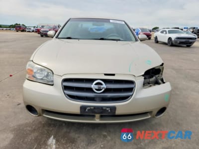 Piąte zdjęcie samochodu w środku: 2003 NISSAN MAXIMA GXE VIN:JN1DA31D13T525270 - miniatura