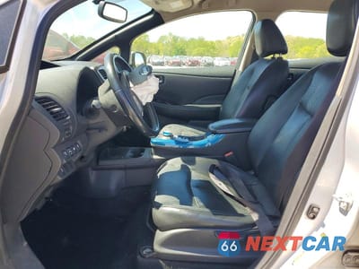Zdjęcie 7 z 12 samochodu: 2013 NISSAN LEAF S VIN:1N4AZ0CPXDC408034 - miniatura