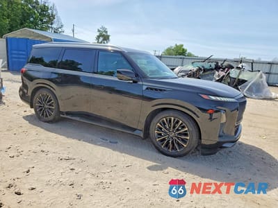 Czwarte zdjęcie samochodu z boku: 2026 INFINITI QX80 AUTOGRAPH VIN:JN8AZ3CC6T9622415 - miniatura