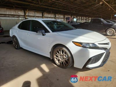 Czwarte zdjęcie samochodu z boku: 2024 TOYOTA CAMRY HYBRID SE NIGHTSHADE VIN:4T1T31AK4RU078180 - miniatura