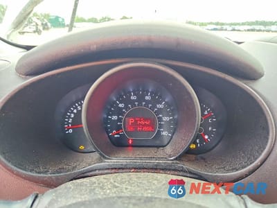 Zdjęcie 9 z 13 samochodu: 2018 KIA SOUL BASE VIN:KNDJN2A29J7544894 - miniatura