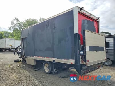 Drugie zdjęcie samochodu z przodu: 2019 ISUZU NPR HD VIN:54DC4W1B5KS804091 - miniatura