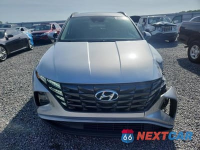 Piąte zdjęcie samochodu w środku: 2024 HYUNDAI TUCSON SEL VIN:5NMJF3DE2RH383852 - miniatura