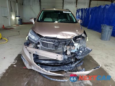 Piąte zdjęcie samochodu w środku: 2018 BUICK ENCORE PREFERRED VIN:KL4CJESB9JB595517 - miniatura