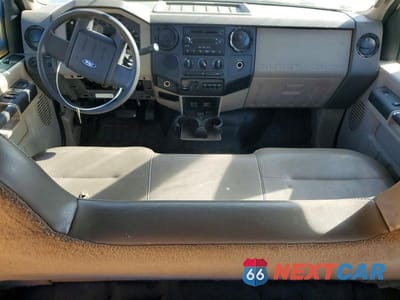 Zdjęcie 8 z 13 samochodu: 2008 FORD F450 SUPER DUTY UTILITY / SERVICE TRUCK VIN:1FDXW46R18EB29143 - miniatura