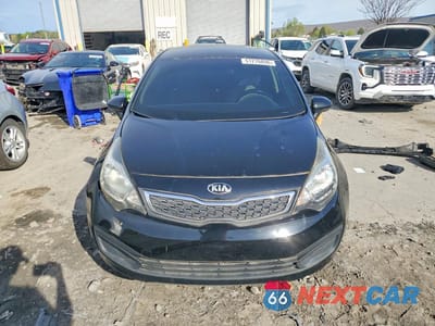 Piąte zdjęcie samochodu w środku: 2014 KIA RIO LX VIN:KNADM4A37E6386651 - miniatura