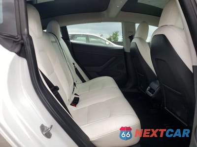 Zdjęcie 10 z 13 samochodu: 2022 TESLA MODEL 3 VIN:5YJ3E1ECXNF108996 - miniatura