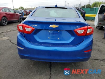 Zdjęcie 6 z 12 samochodu: 2018 CHEVROLET CRUZE LT VIN:1G1BE5SM7J7159896 - miniatura