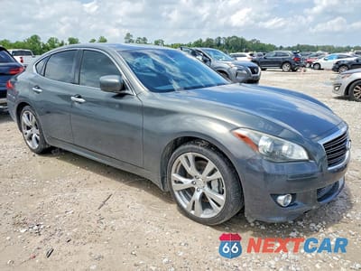 Czwarte zdjęcie samochodu z boku: 2013 INFINITI M37 BASE VIN:JN1BY1AP2DM510516 - miniatura