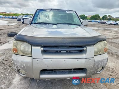 Piąte zdjęcie samochodu w środku: 2001 NISSAN FRONTIER SC VIN:1N6MD26Y01C369713 - miniatura