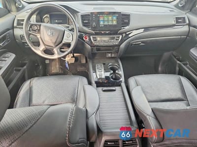 Zdjęcie 8 z 13 samochodu: 2020 HONDA PASSPORT VIN:5FNYF8H95LB020785 - miniatura