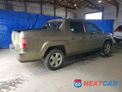 Trzecie zdjęcie samochodu z tyłu: 2009 HONDA RIDGELINE RTL VIN:2HJYK16519H502767 - miniatura