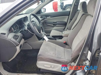 Zdjęcie 7 z 12 samochodu: 2009 HONDA ACCORD LXP VIN:1HGCP26469A106895 - miniatura