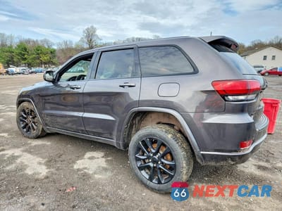 Drugie zdjęcie samochodu z przodu: 2020 JEEP GRAND CHEROKEE LAREDO VIN:1C4RJFAGXLC354078 - miniatura