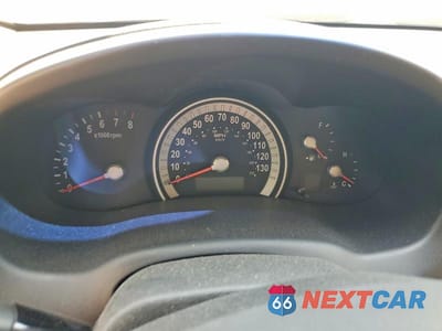 Zdjęcie 9 z 14 samochodu: 2007 HYUNDAI ENTOURAGE GLS VIN:KNDMC233476025355 - miniatura