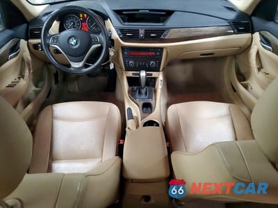 Zdjęcie 8 z 12 samochodu: 2013 BMW X1 XDRIVE35I VIN:WBAVM5C50DVV90477 - miniatura