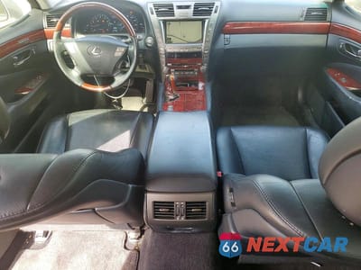 Zdjęcie 8 z 11 samochodu: 2008 LEXUS LS 460 BASE VIN:JTHBL46F885066120 - miniatura