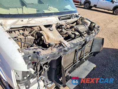 Zdjęcie 9 z 10 samochodu: 2018 CHEVROLET EXPRESS G2500 DELIVERY VAN VIN:1GCWGAFG1J1908825 - miniatura