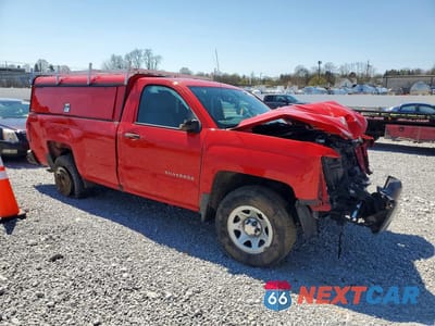 Czwarte zdjęcie samochodu z boku: 2018 CHEVROLET SILVERADO K1500 UTILITY / SERVICE TRUCK VIN:1GCNKNECXJZ242422 - miniatura