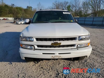 Piąte zdjęcie samochodu w środku: 2003 CHEVROLET SUBURBAN K1500 VIN:3GNFK16Z43G140561 - miniatura