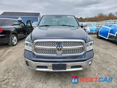 Piąte zdjęcie samochodu w środku: 2016 RAM 1500 LARAMIE VIN:1C6RR7JT7GS328536 - miniatura